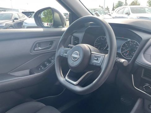 Used 2024 Nissan Rogue S AWD/4WD image 29