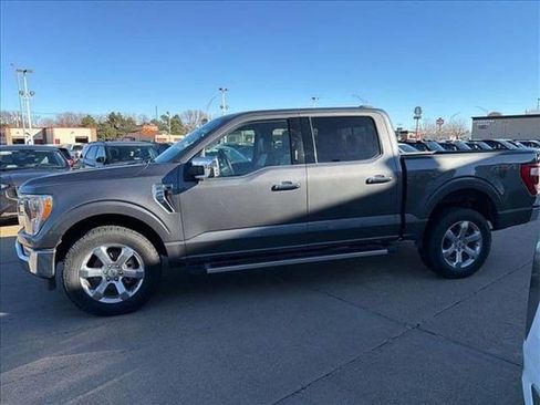 Used 2022 Ford F150 Lariat AWD/4WD image 4
