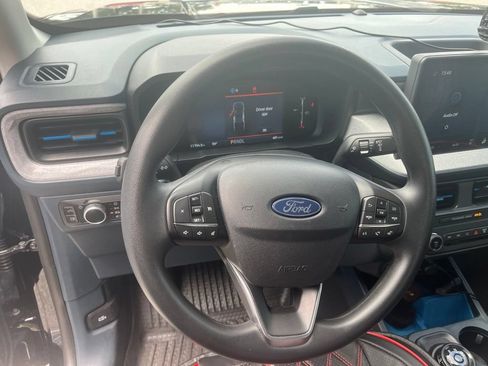 Used 2025 Ford Maverick XLT FWD image 13