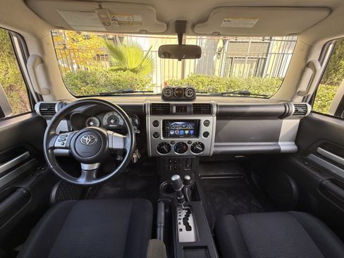 Used 2007 Toyota FJ Cruiser 4WD image 20