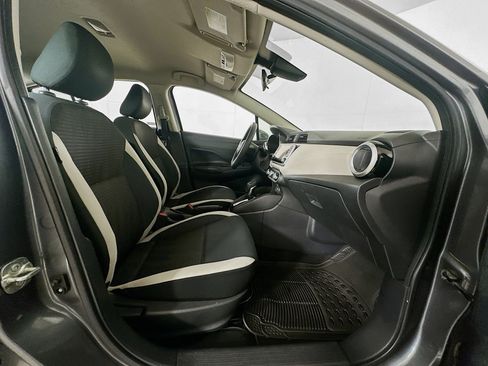 Used 2020 Nissan Versa SV FWD image 29