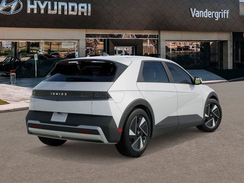 New 2026 Hyundai Ioniq 5 SEL RWD image 4