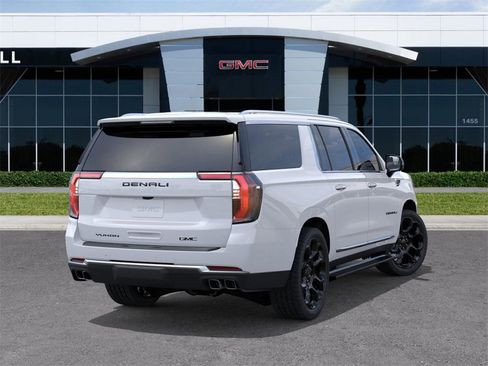 New 2026 GMC Yukon XL Denali image 4