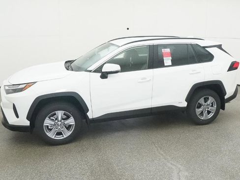 New 2025 Toyota RAV4 LE image 2