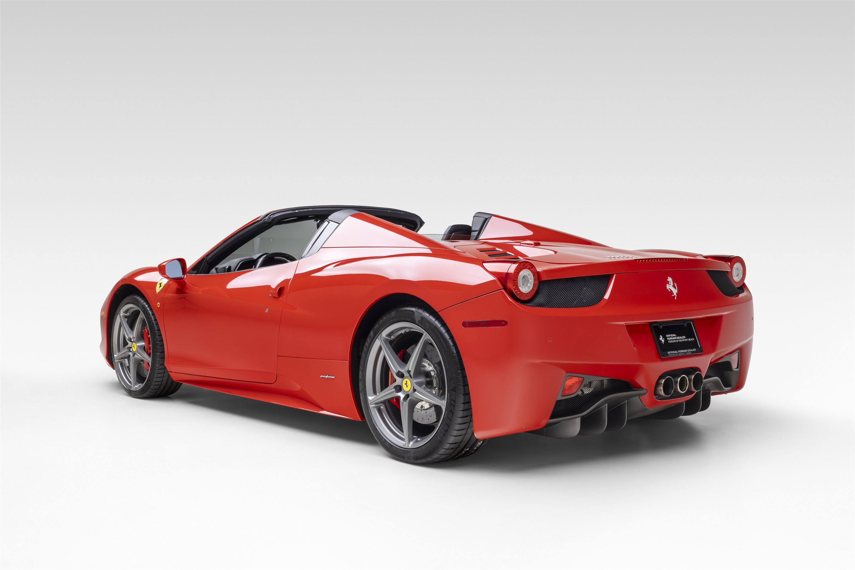 Certified 2013 Ferrari 458 Spider RWD image 6