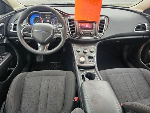 Used 2016 Chrysler 200 LX image 22