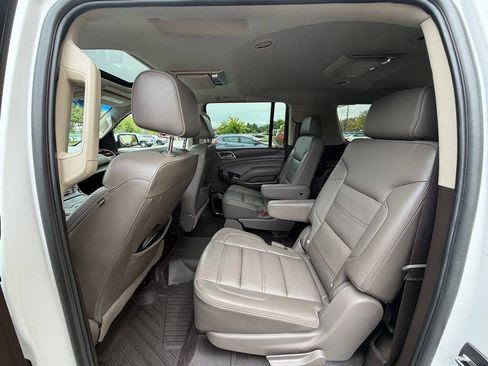 Used 2018 GMC Yukon XL Denali w/ Open Road Package AWD/4WD image 19
