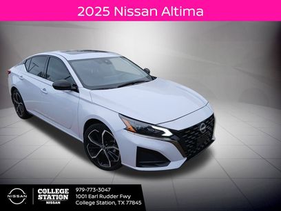 Used 2025 Nissan Altima 2.5 SR w/ SR Premium Package