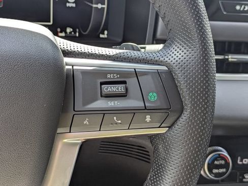 Used 2025 Mitsubishi Outlander SE AWD/4WD image 28