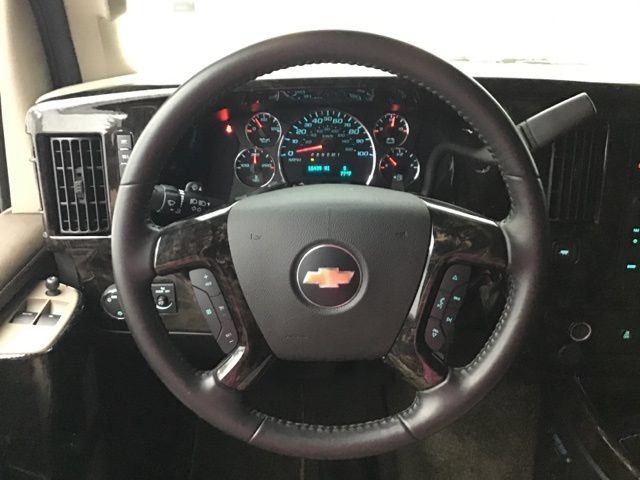 Used 2023 Chevrolet Express 2500 RWD image 24