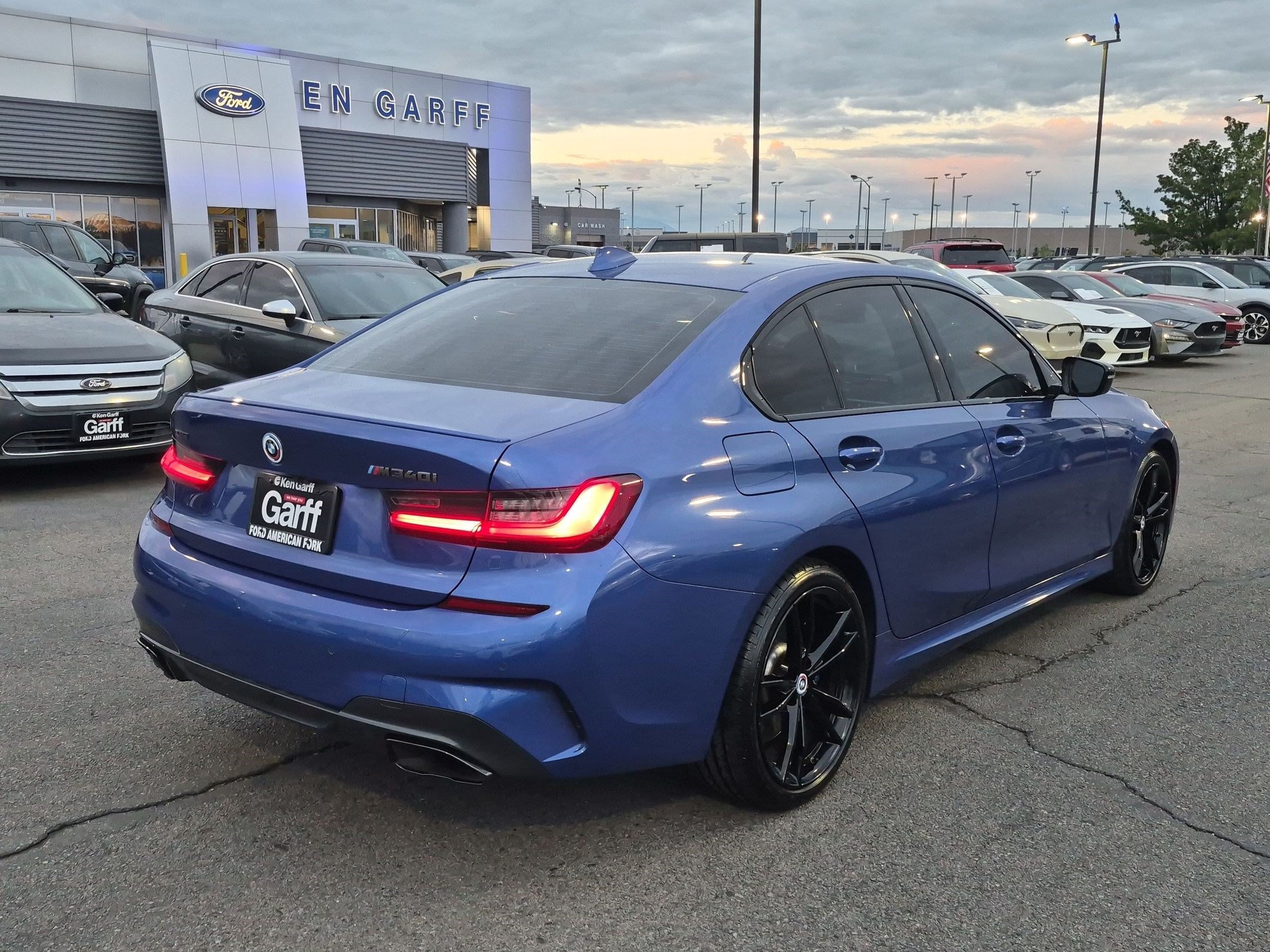 Used 2022 BMW M340i xDrive AWD/4WD image 3