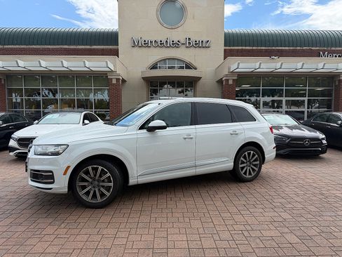 Used 2018 Audi Q7 2.0T Premium Plus w/ Premium Plus Package AWD/4WD image 1