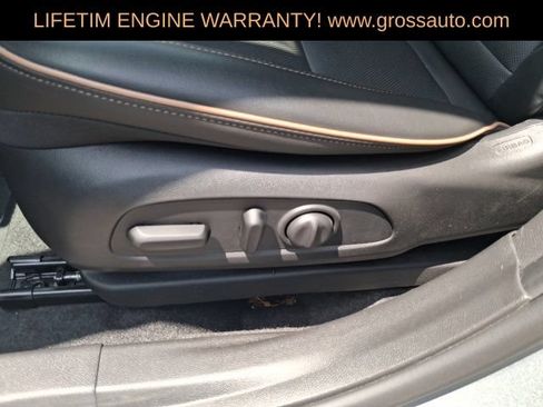 Used 2025 Buick Envista Avenir FWD image 12