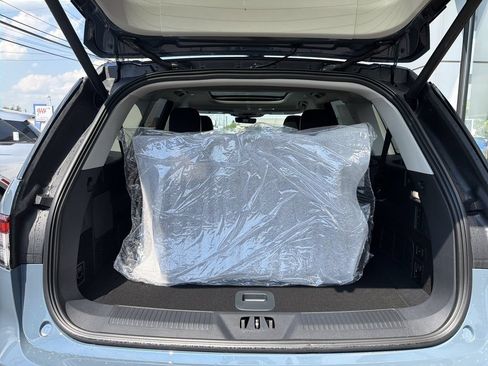 New 2026 Lincoln Aviator AWD image 12
