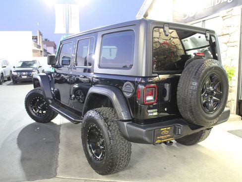 Used 2020 Jeep Wrangler Unlimited Sport AWD/4WD image 3