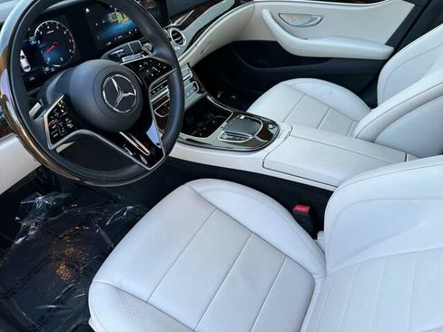 Certified 2022 Mercedes-Benz E 350 4MATIC Sedan image 11