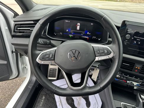 Used 2025 Volkswagen Jetta Sport FWD image 18