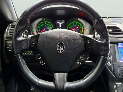 Used 2014 Maserati GranTurismo Convertible image 16