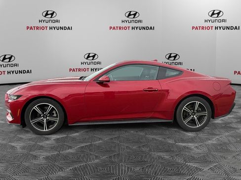 Used 2024 Ford Mustang Coupe RWD image 6