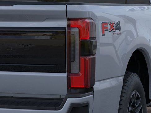 New 2026 Ford F250 Platinum AWD/4WD image 21