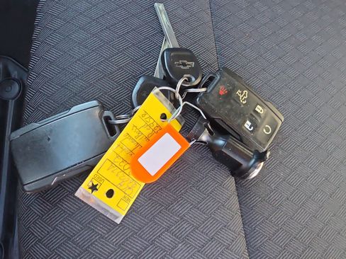 Used 2022 Chevrolet Silverado 1500 Custom Trail Boss w/ Safety Confidence Package image 33