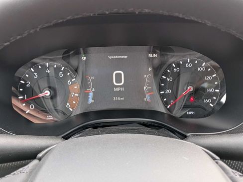 New 2026 Jeep Compass Latitude AWD/4WD image 30
