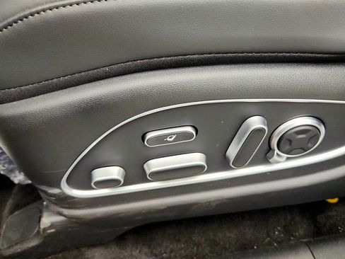 Used 2026 Hyundai Palisade Calligraphy AWD/4WD image 12