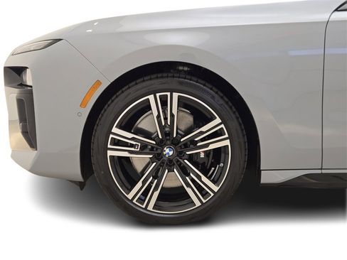Used 2025 BMW 760i xDrive 760i xDrive image 13