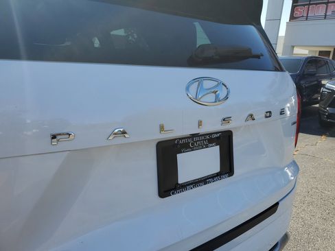 Used 2021 Hyundai Palisade Calligraphy image 5