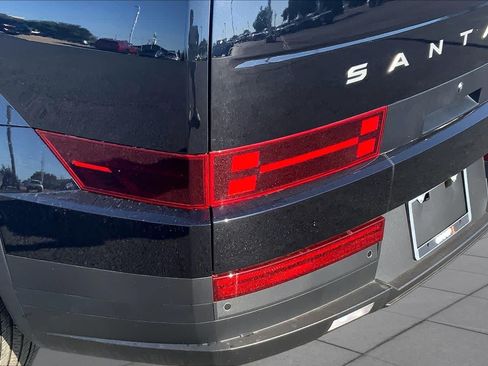 Used 2024 Hyundai Santa Fe SEL FWD image 29