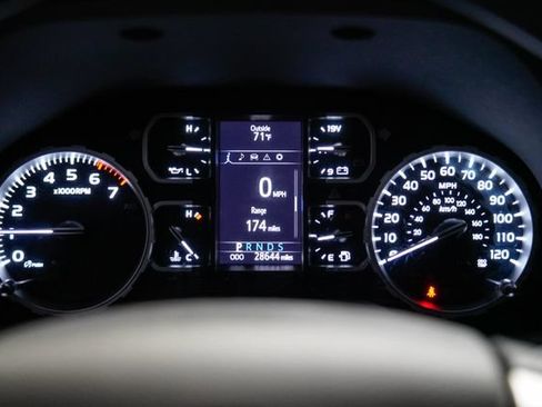 Used 2021 Toyota Tundra SR5 w/ SR5 Upgrade Package AWD/4WD image 24