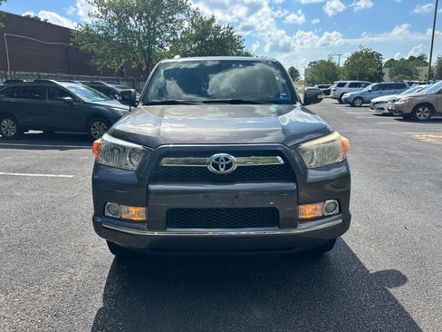 Used 2012 Toyota 4Runner SR5 w/ Convenience Pkg AWD/4WD image 10