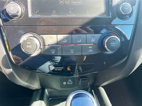 Used 2020 Nissan Rogue Sport S w/ Appearance Package image 15