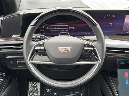 Certified 2026 Cadillac Escalade Luxury RWD image 8