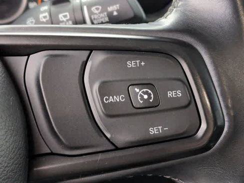 Used 2022 Jeep Wrangler Unlimited Sport image 23