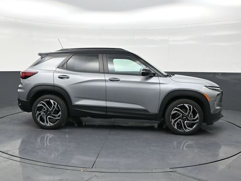 Used 2025 Chevrolet TrailBlazer RS image 6