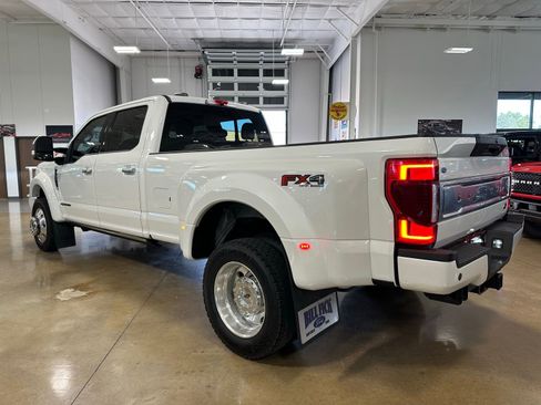 Used 2022 Ford F450 Limited w/ FX4 Off-Road Package image 5