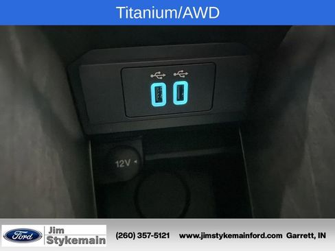 Used 2016 Ford Escape Titanium w/ Equipment Group 301A AWD/4WD image 31