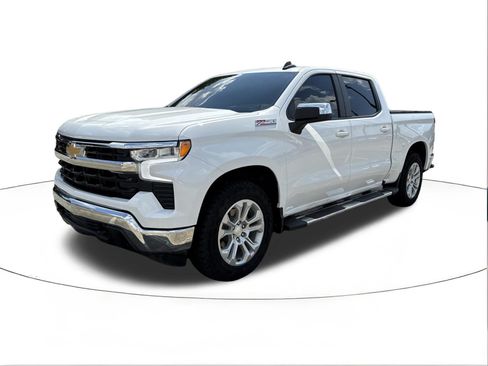 Used 2025 Chevrolet Silverado 1500 LT AWD/4WD image 7