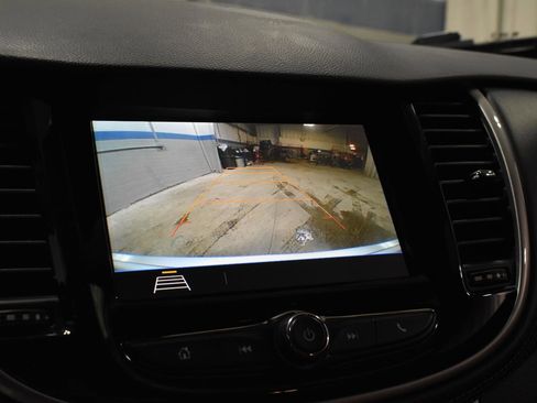 Used 2018 Chevrolet Trax LS image 15