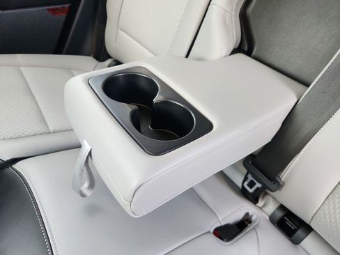 Certified 2024 Ford Escape SE FWD image 13