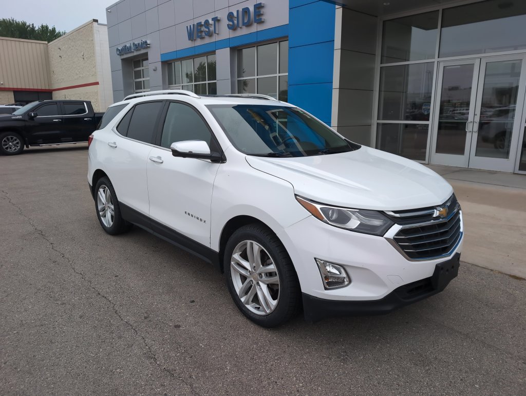 Used 2020 Chevrolet Equinox Premier AWD/4WD image 2