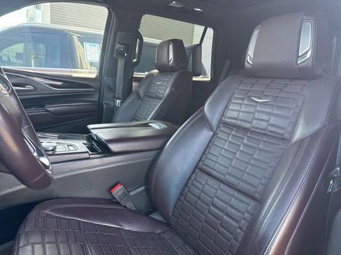 Used 2021 Cadillac Escalade Sport Platinum AWD/4WD image 8