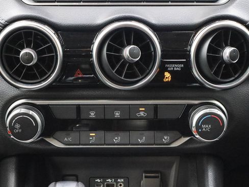 Used 2024 Nissan Sentra SV image 11