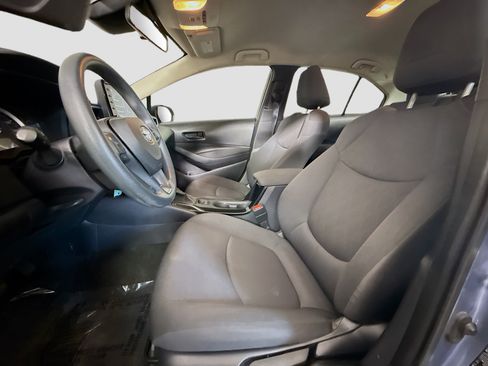 Used 2022 Toyota Corolla LE image 21