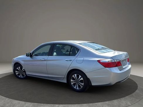 Used 2013 Honda Accord LX image 4