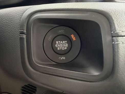 Used 2025 Jeep Wrangler Unlimited Rubicon 4xe w/ Convenience Group image 20