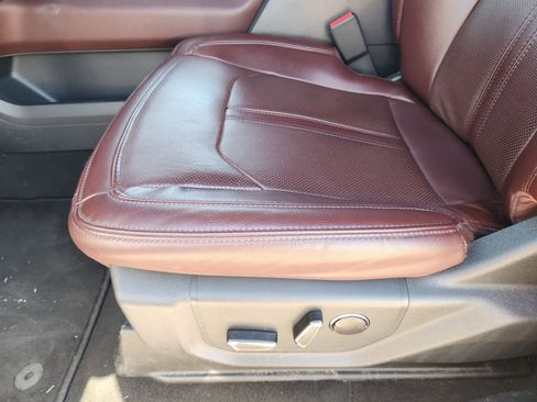 Certified 2024 Ford Expedition Limited image 23