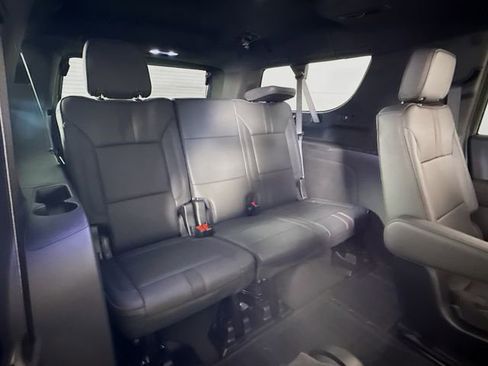 New 2026 Chevrolet Suburban RST w/ RST Capability Package AWD/4WD image 31