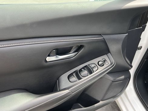 Used 2022 Nissan Sentra SV FWD image 30